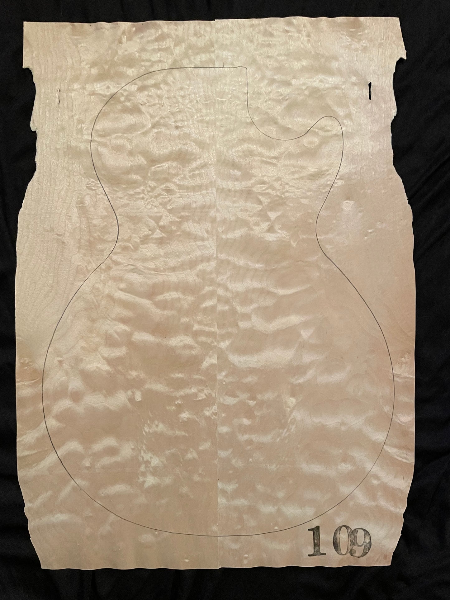 Bookmatched 3A Quilted Maple Veneer